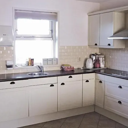 Nice In With 4 Bedrooms, Sauna And Wifi *
